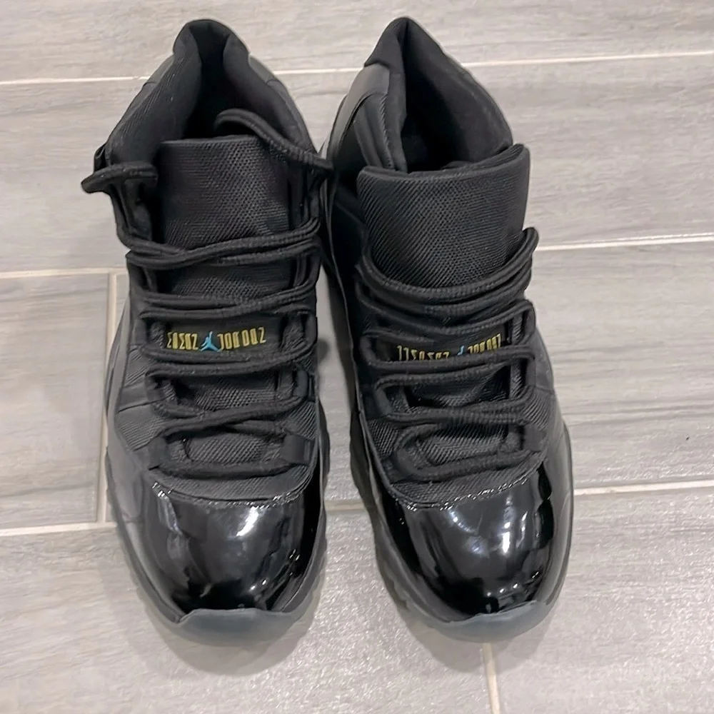 Jordan 11 Gamma Black, Mint Condition, size 10. Street wear, Basketball, Trendy